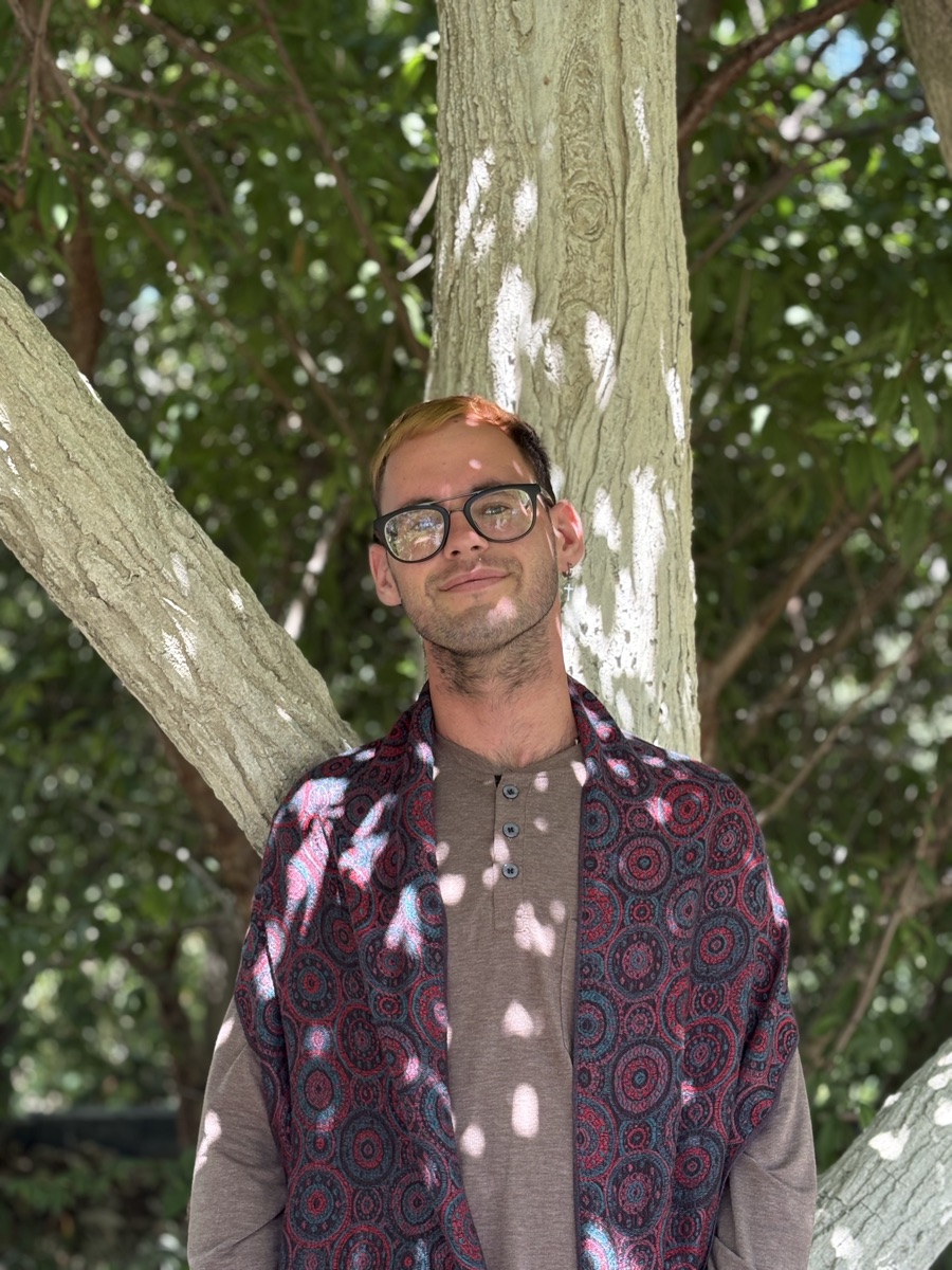 Jacob Boland, Founding Artistic Director of Resonar&eacute;